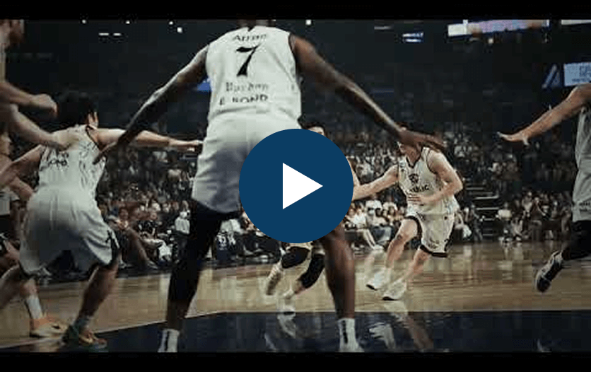 CM動画を再生する