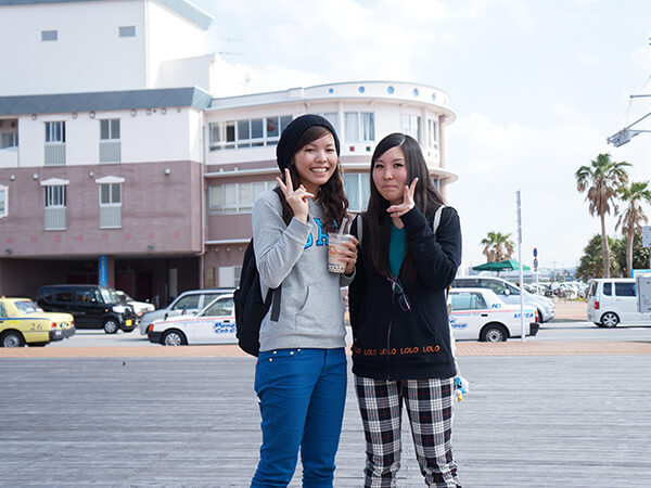 ムーヴコンテ ダイハツ カクカクな形がかわいい♪ みらいさん（左) Okinawa's SnapShot