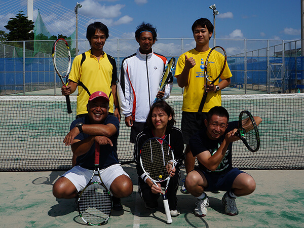 ランドクルーザー７０ トヨタ ４ＷＤの人気者！ テニスカレッジミュー Okinawa's SnapShot