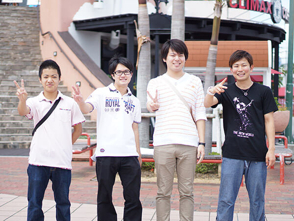 エスティマ　トヨタ　 かっこいい☆ こうやさん（左から１番目） Okinawa's SnapShot