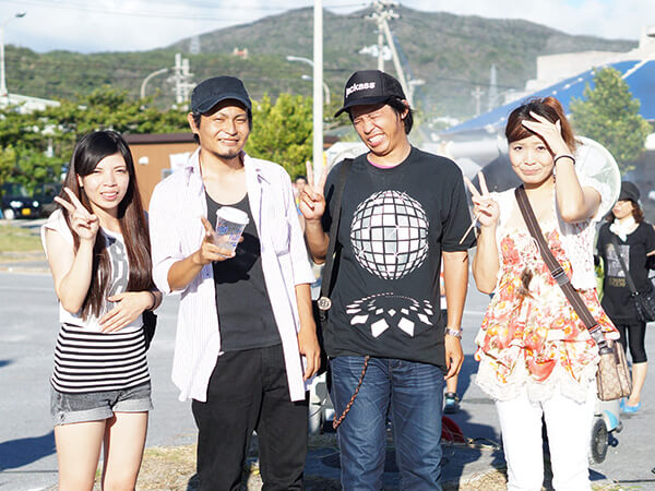 ゼストスパーク ホンダ  ライトが渋い 読谷さん(左から1番目) Okinawa's SnapShot
