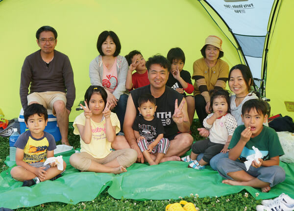 トヨタ ヴェルファイア 家族みんなで花火楽しみます♪ ここファミリー Okinawa's SnapShot